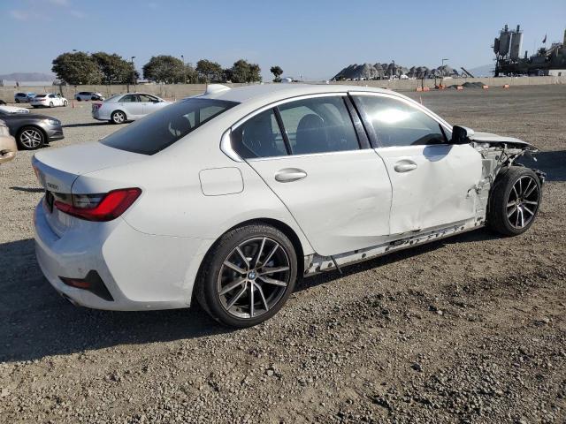 Photo 2 VIN: WBA5R1C08LFH39650 - BMW 330I 