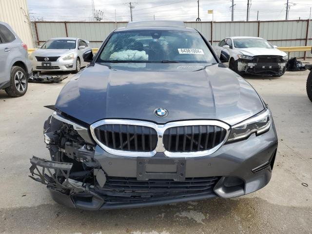 Photo 4 VIN: WBA5R1C08LFH48106 - BMW 330I 