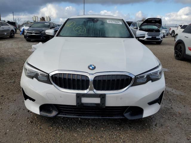 Photo 4 VIN: WBA5R1C09LFJ00920 - BMW 3 SERIES 