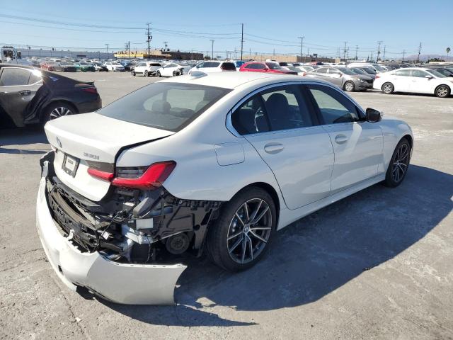 Photo 2 VIN: WBA5R1C50KAK09063 - BMW 330I 