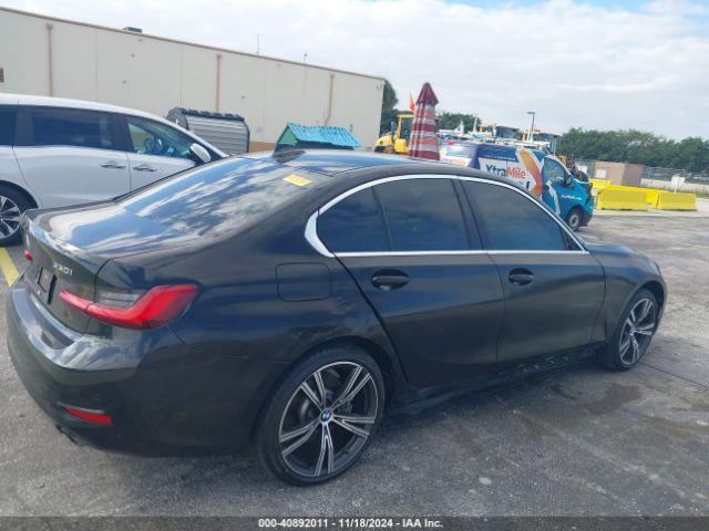 Photo 5 VIN: WBA5R1C50KAK11055 - BMW 330I 