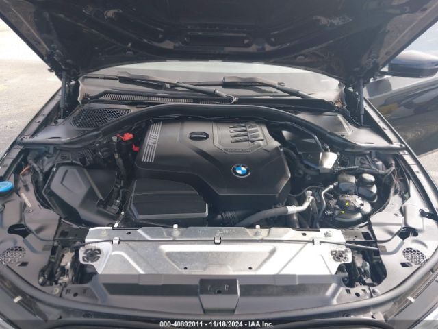 Photo 9 VIN: WBA5R1C50KAK11055 - BMW 330I 