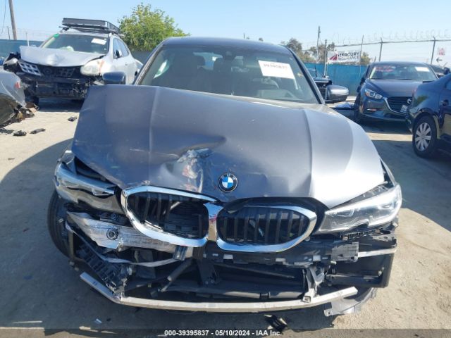 Photo 5 VIN: WBA5R1C50KAK12206 - BMW 330I 