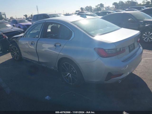 Photo 2 VIN: WBA5R1C50KAK12710 - BMW 330I 