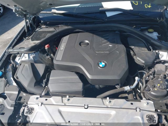 Photo 9 VIN: WBA5R1C50KAK12710 - BMW 330I 