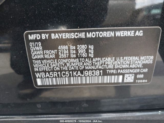 Photo 8 VIN: WBA5R1C51KAJ98381 - BMW 330I 