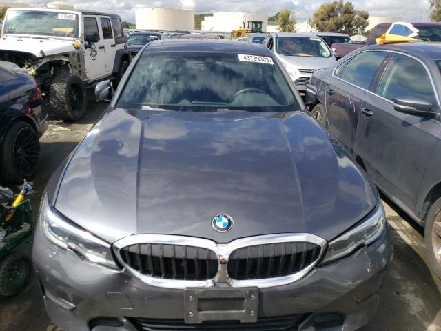 Photo 10 VIN: WBA5R1C51KAK12585 - BMW 330I 