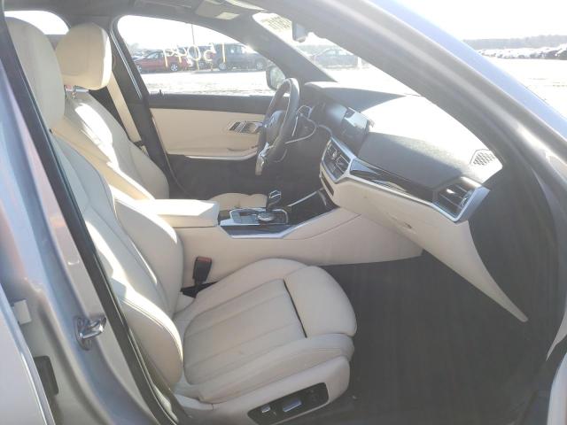 Photo 4 VIN: WBA5R1C51KFH11232 - BMW 330I 