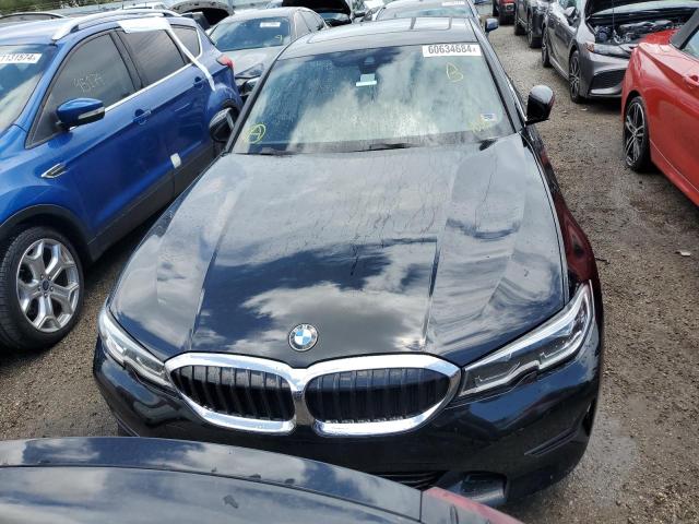 Photo 4 VIN: WBA5R1C52KAK09081 - BMW 3 SERIES 