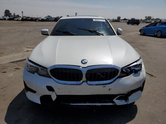 Photo 4 VIN: WBA5R1C52KAK10912 - BMW 330I 