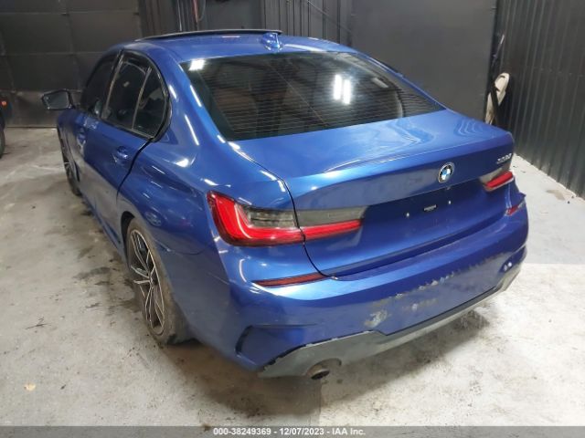 Photo 2 VIN: WBA5R1C52KFH21851 - BMW 330I 