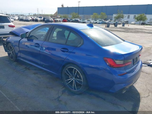 Photo 2 VIN: WBA5R1C53KAE81660 - BMW 330I 