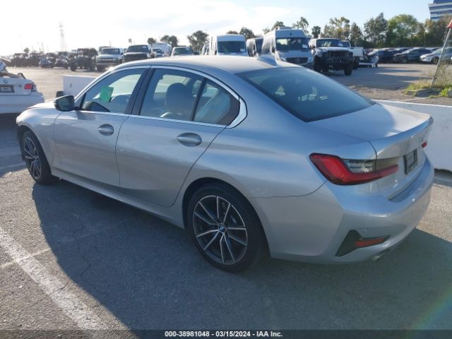 Photo 2 VIN: WBA5R1C53KAK11289 - BMW 330I 