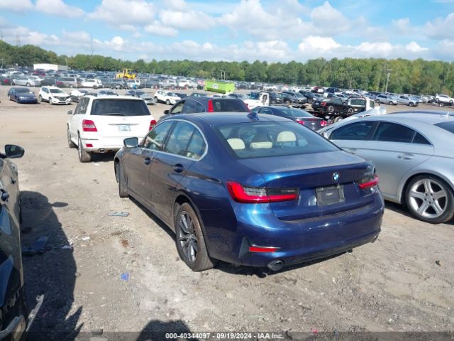 Photo 2 VIN: WBA5R1C54KFH09149 - BMW 330I 