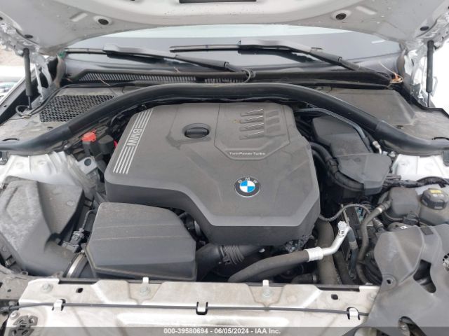 Photo 9 VIN: WBA5R1C55KAJ99002 - BMW 330I 