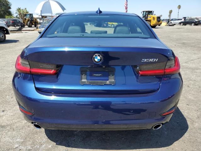 Photo 5 VIN: WBA5R1C55KAK08989 - BMW 330I 