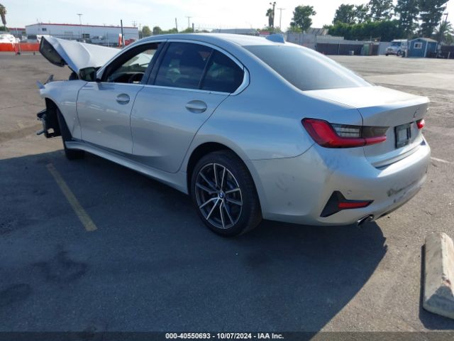 Photo 2 VIN: WBA5R1C55KAK09785 - BMW 330I 