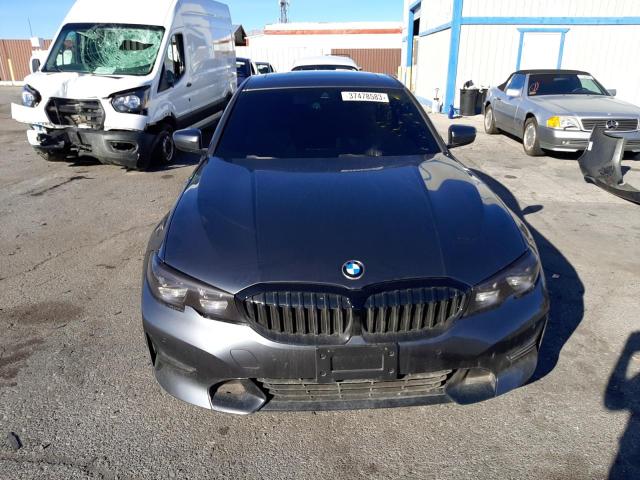 Photo 4 VIN: WBA5R1C55KFH17289 - BMW 330I 