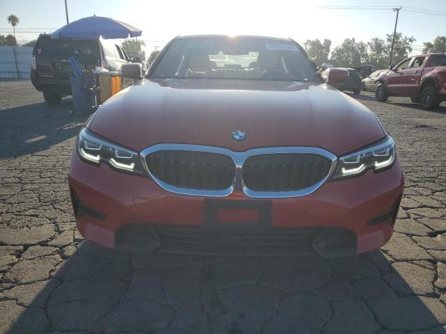 Photo 4 VIN: WBA5R1C55KFH24291 - BMW 330I 