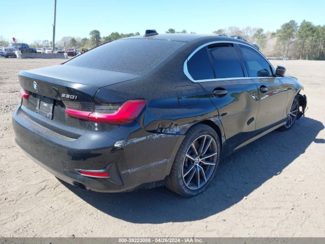 Photo 3 VIN: WBA5R1C56KAJ98473 - BMW 330I 