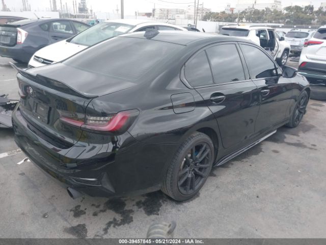 Photo 3 VIN: WBA5R1C56KAJ99297 - BMW 330I 