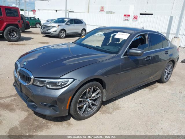 Photo 1 VIN: WBA5R1C56KFH11565 - BMW 330I 