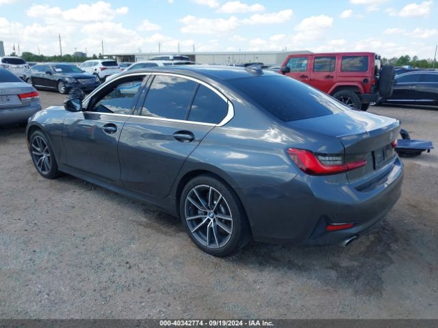 Photo 2 VIN: WBA5R1C56KFH11565 - BMW 330I 