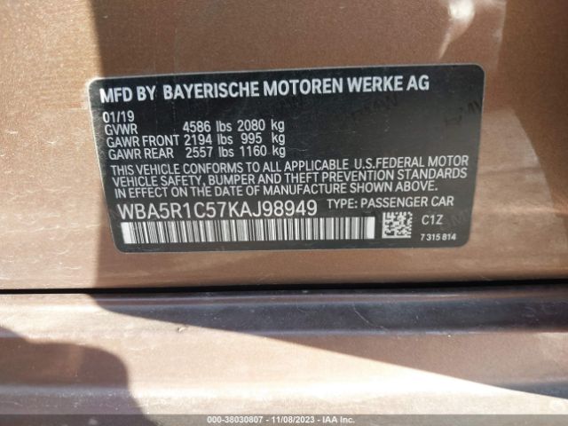 Photo 8 VIN: WBA5R1C57KAJ98949 - BMW 330I 