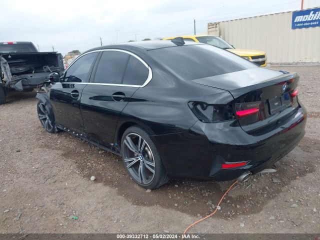 Photo 2 VIN: WBA5R1C57KAK10033 - BMW 330I 