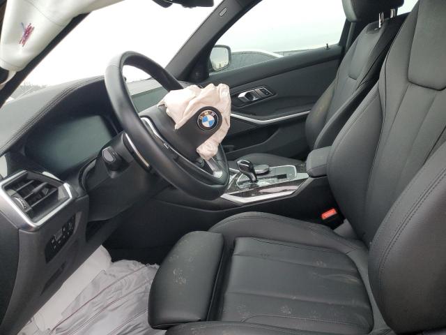 Photo 6 VIN: WBA5R1C57KAK10789 - BMW 330I 