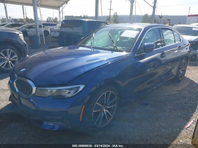 Photo 1 VIN: WBA5R1C57KAK11411 - BMW 3 SERIES 