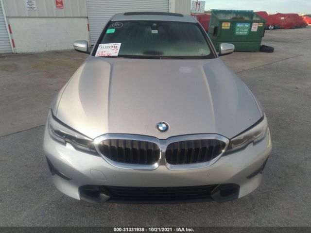 Photo 5 VIN: WBA5R1C57KFH06181 - BMW 3 