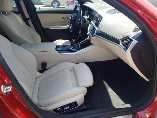 Photo 4 VIN: WBA5R1C58KAJ99415 - BMW 330I 