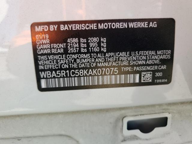 Photo 12 VIN: WBA5R1C58KAK07075 - BMW 330I 