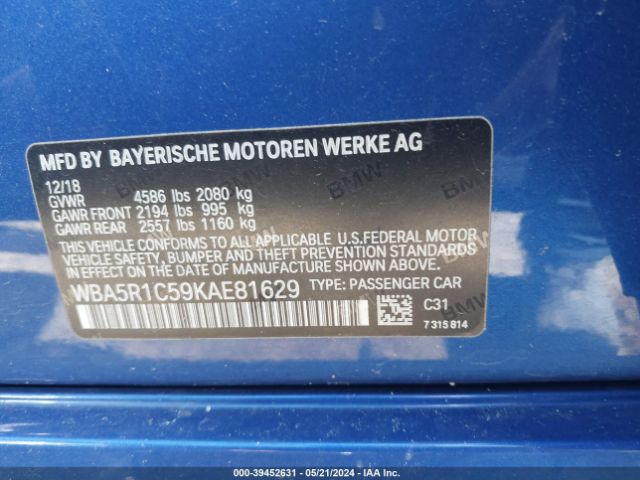 Photo 8 VIN: WBA5R1C59KAE81629 - BMW 330I 