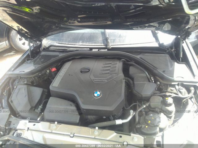 Photo 9 VIN: WBA5R1C59KAJ99634 - BMW 3 