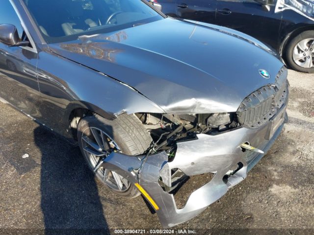 Photo 5 VIN: WBA5R1C59KAK06369 - BMW 330I 