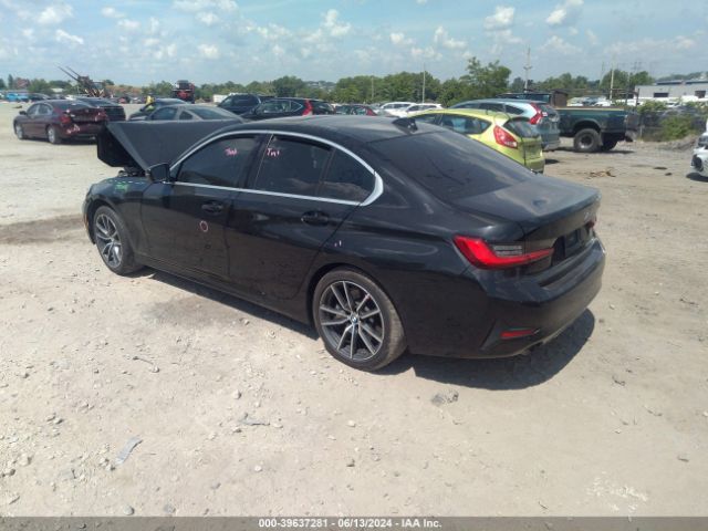 Photo 2 VIN: WBA5R1C59KAK11071 - BMW 330I 