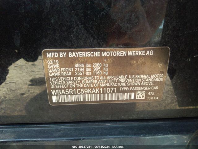 Photo 8 VIN: WBA5R1C59KAK11071 - BMW 330I 