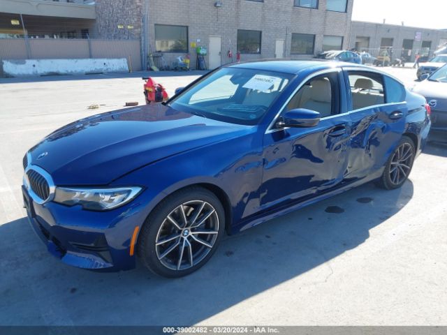 Photo 1 VIN: WBA5R1C59KFH14203 - BMW 330I 