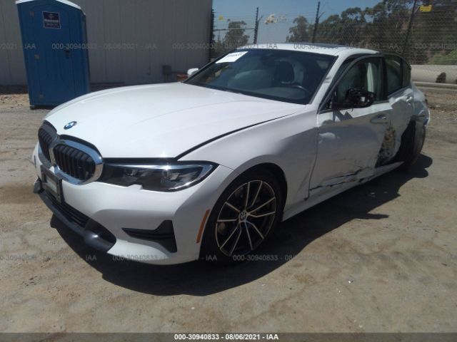 Photo 1 VIN: WBA5R1C59KFH18347 - BMW 3 