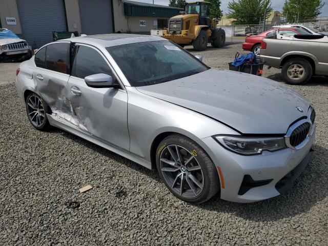 Photo 3 VIN: WBA5R1C5XKAK10768 - BMW 330I 