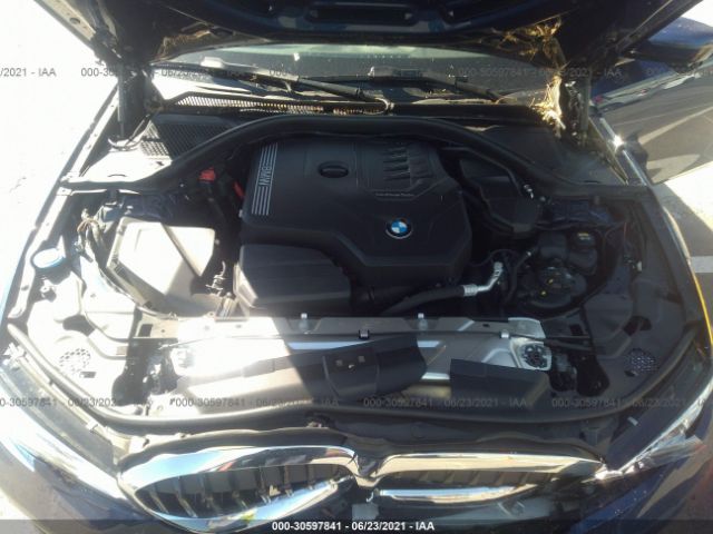 Photo 9 VIN: WBA5R1C5XKFH15165 - BMW 3 