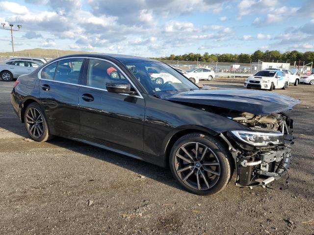 Photo 3 VIN: WBA5R7C02MFL11168 - BMW 330I 