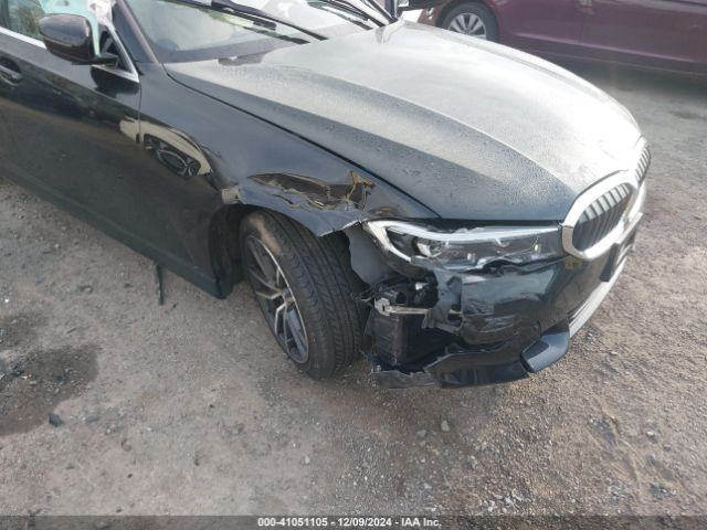 Photo 5 VIN: WBA5R7C04MFK54195 - BMW 330I 