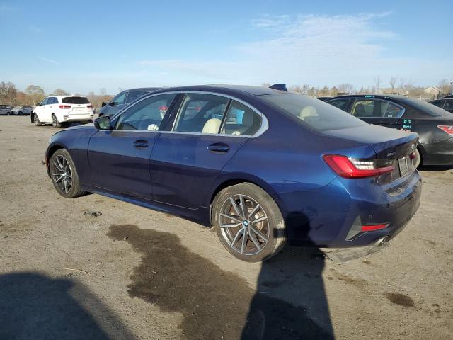 Photo 1 VIN: WBA5R7C50KAJ79422 - BMW 330XI 