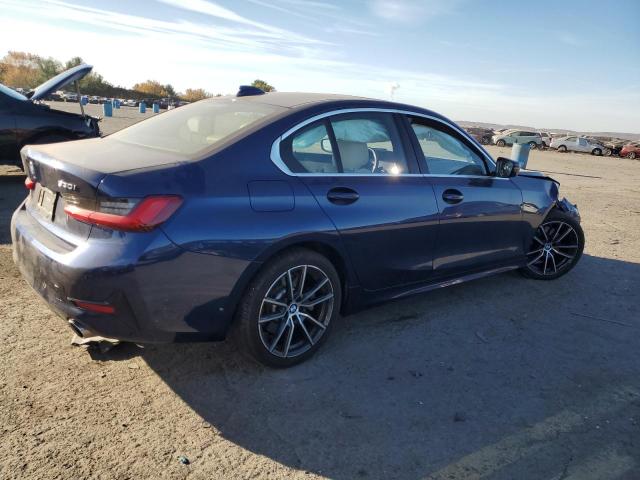 Photo 2 VIN: WBA5R7C50KAJ79422 - BMW 330XI 