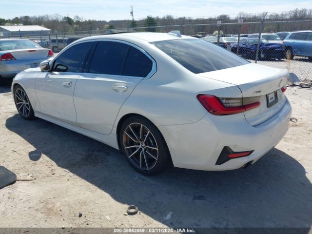 Photo 2 VIN: WBA5R7C50KFH13329 - BMW 330I 