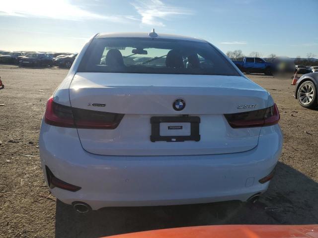 Photo 5 VIN: WBA5R7C52KFH32965 - BMW 330I 