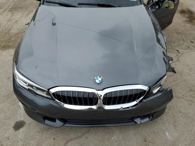 Photo 10 VIN: WBA5R7C53KAJ78913 - BMW 330XI 